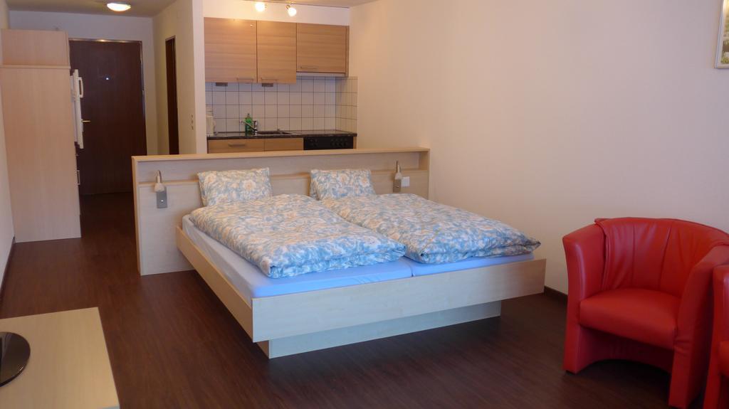 Ferienwohnung Haus Amici Saas-Grund Zimmer foto